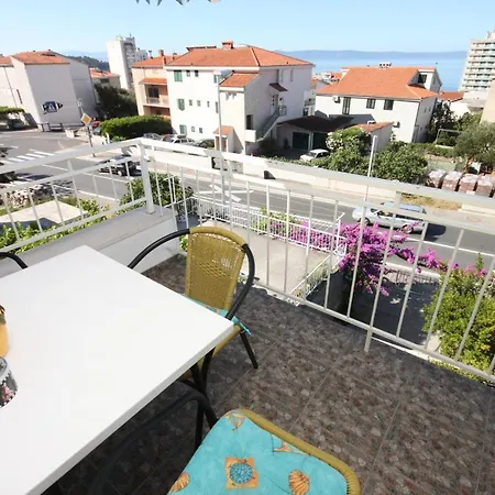 With Parking Space - 9696 * Makarska
