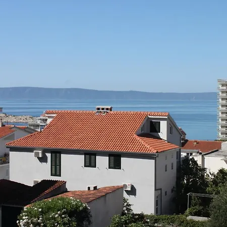 With Parking Space - 9696 * Makarska